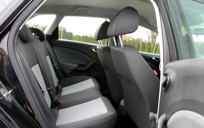 Seat Ibiza cena 26900 przebieg: 156000, rok produkcji 2014 z Oława małe 379